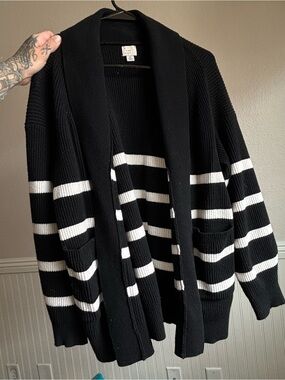 a new day Black and White Striped Open-Front Shawl Cardigan
